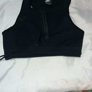 Nike Women's Black  Tech Fleecr Zip-Front tank top  size medium